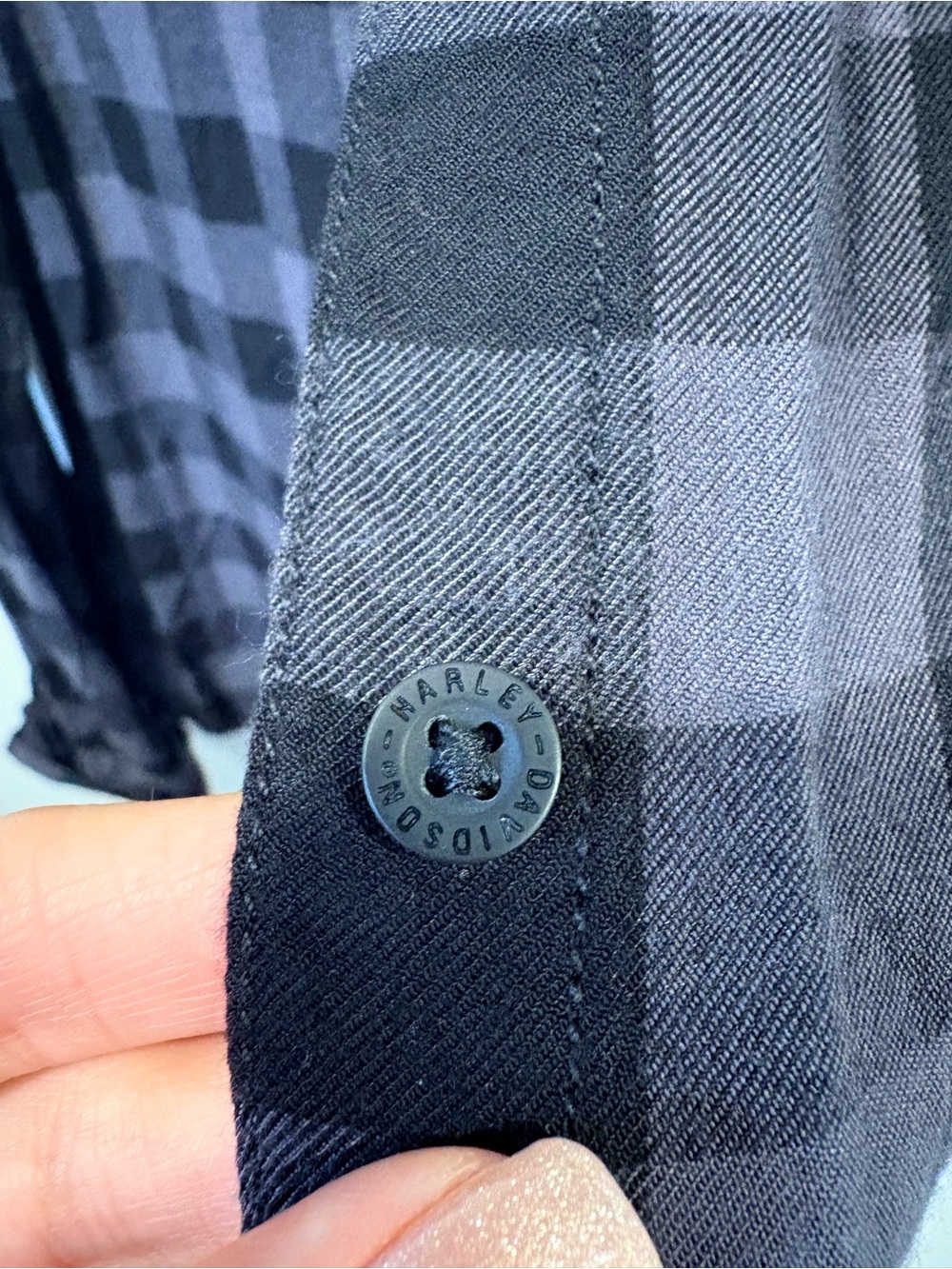 Harley-Davidson Black & Grey Plaid Button-Up Shirt | Embroidered Logo |Large - Picture 6 of 11